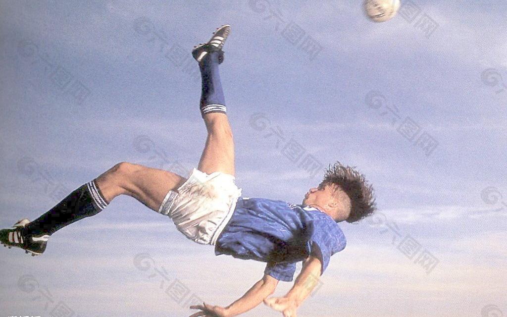 压哨绝平 压哨绝平